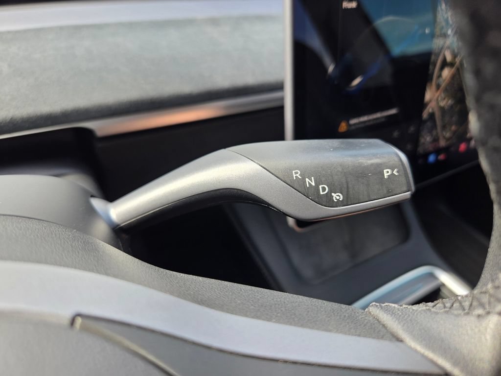 Used 2021 Tesla Model Y Long Range AWD/4WD image 33