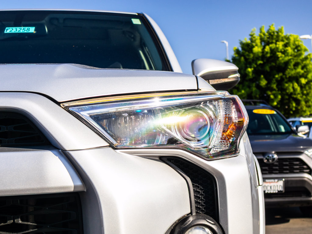 Used 2017 Toyota 4Runner SR5 Premium RWD image 4