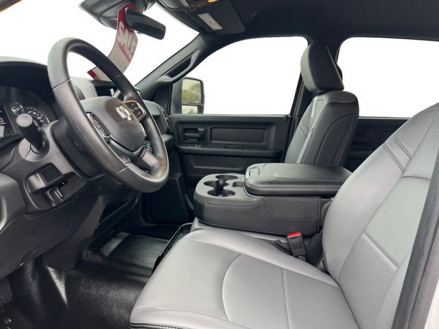 New 2025 RAM 2500 Tradesman w/ Chrome Appearance Group image 9