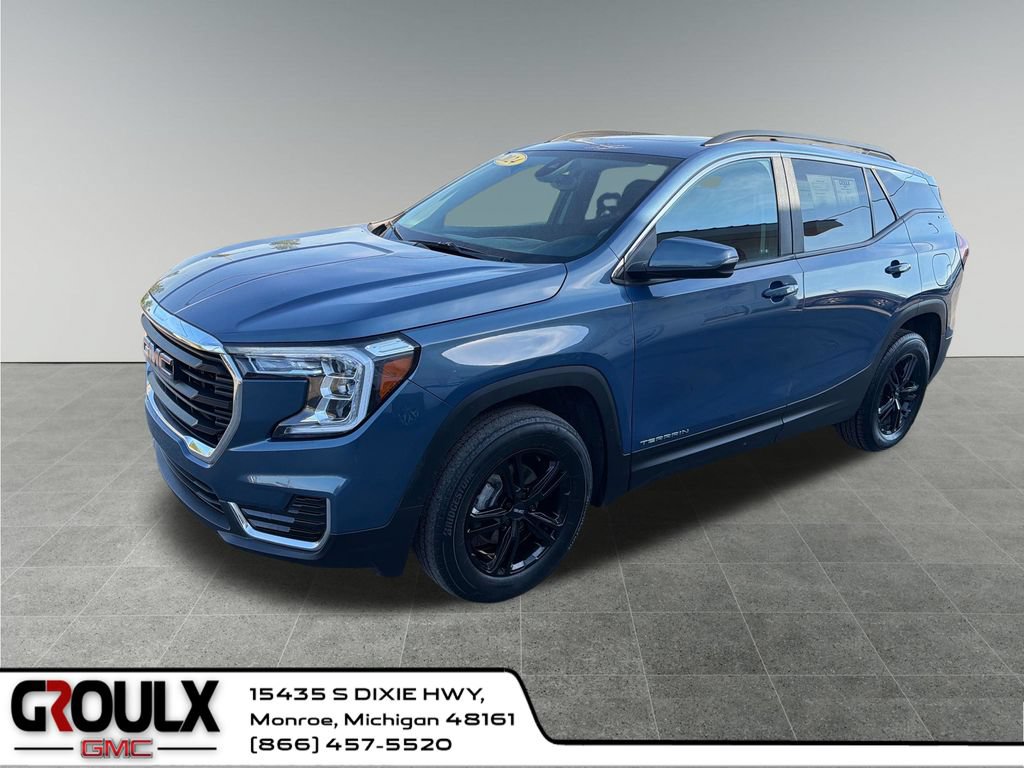 Used 2024 GMC Terrain SLE w/ Driver Convenience Package AWD/4WD image 1