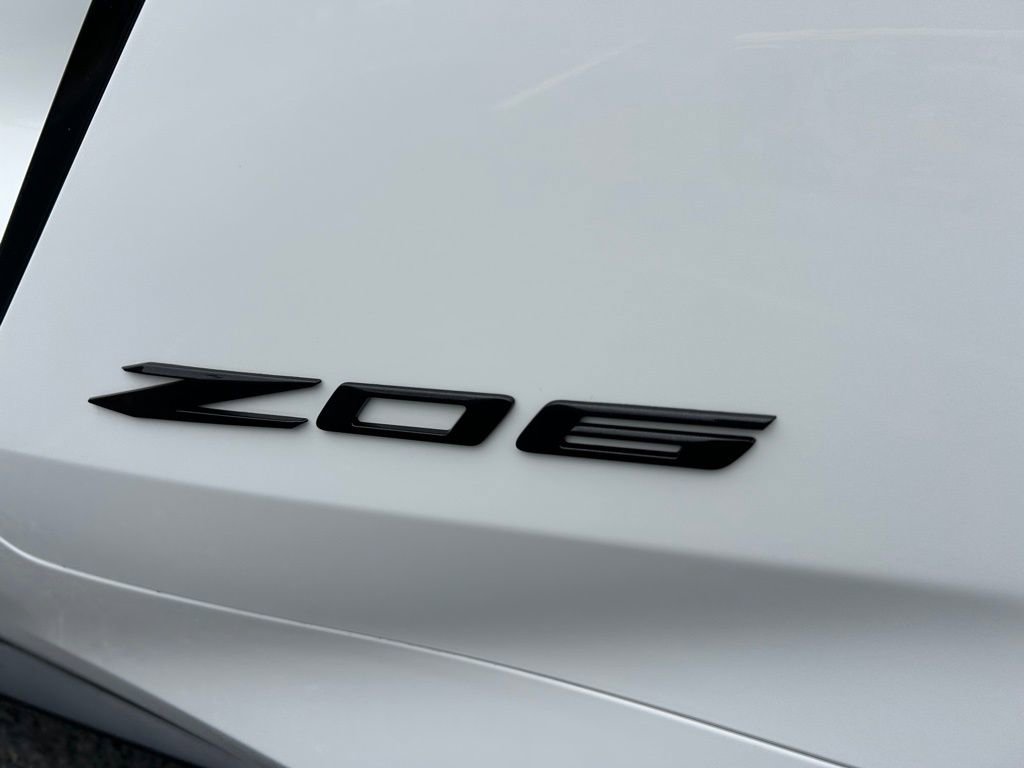 Used 2024 Chevrolet Corvette Z06 RWD image 35