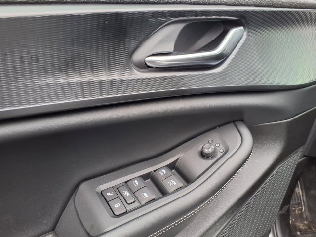 New 2027 Jeep Grand Cherokee Laredo X AWD/4WD image 16