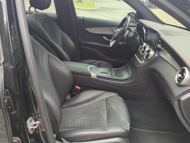Used 2022 Mercedes-Benz GLC 43 AMG 4MATIC image 24