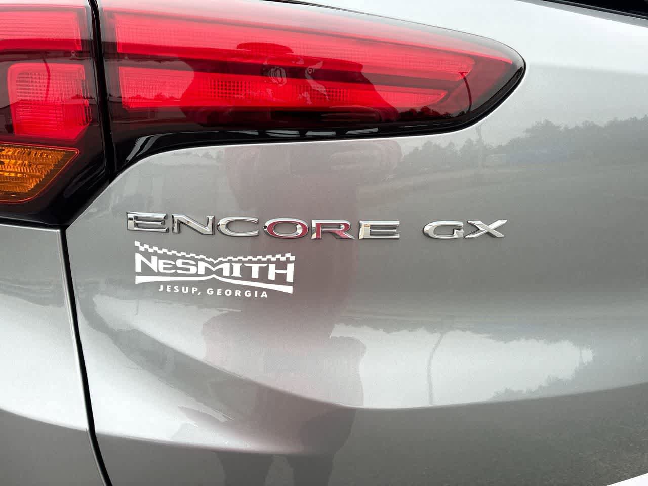 Used 2023 Buick Encore GX Select w/ Sport Touring Package FWD image 29
