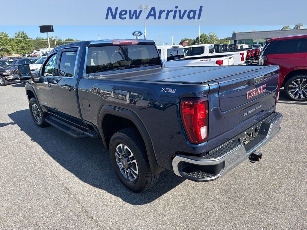 Used 2021 GMC Sierra 2500 SLE w/ SLE Convenience Package AWD/4WD image 9