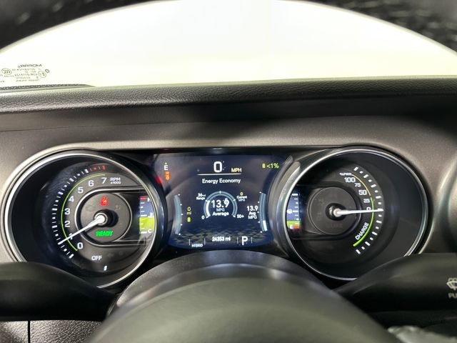 Used 2023 Jeep Wrangler Unlimited image 17