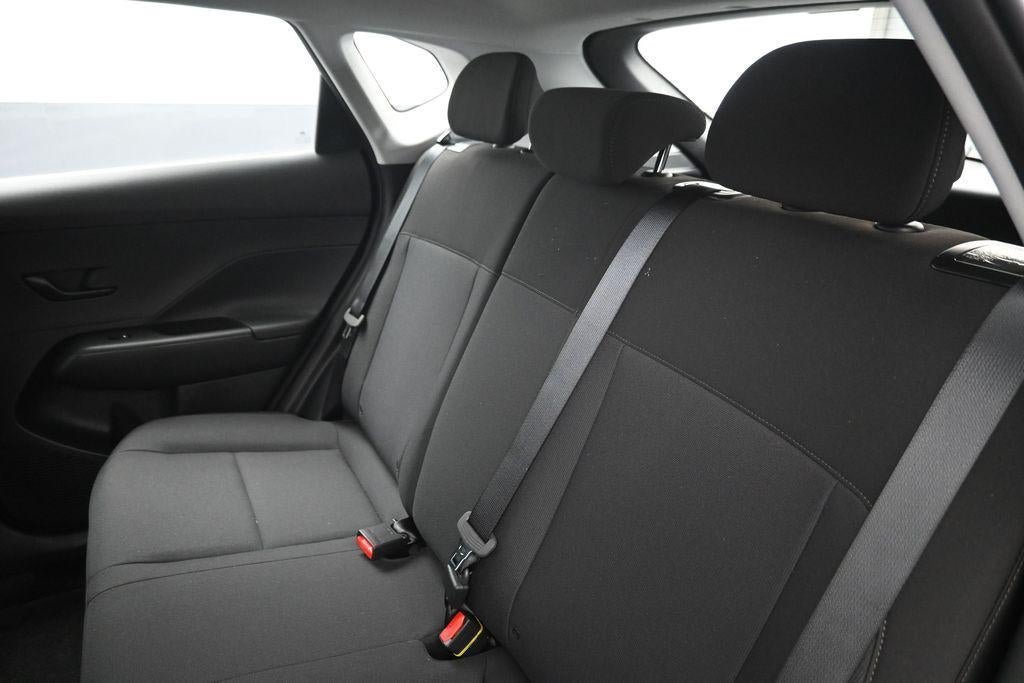 New 2027 Hyundai Kona SE FWD image 25