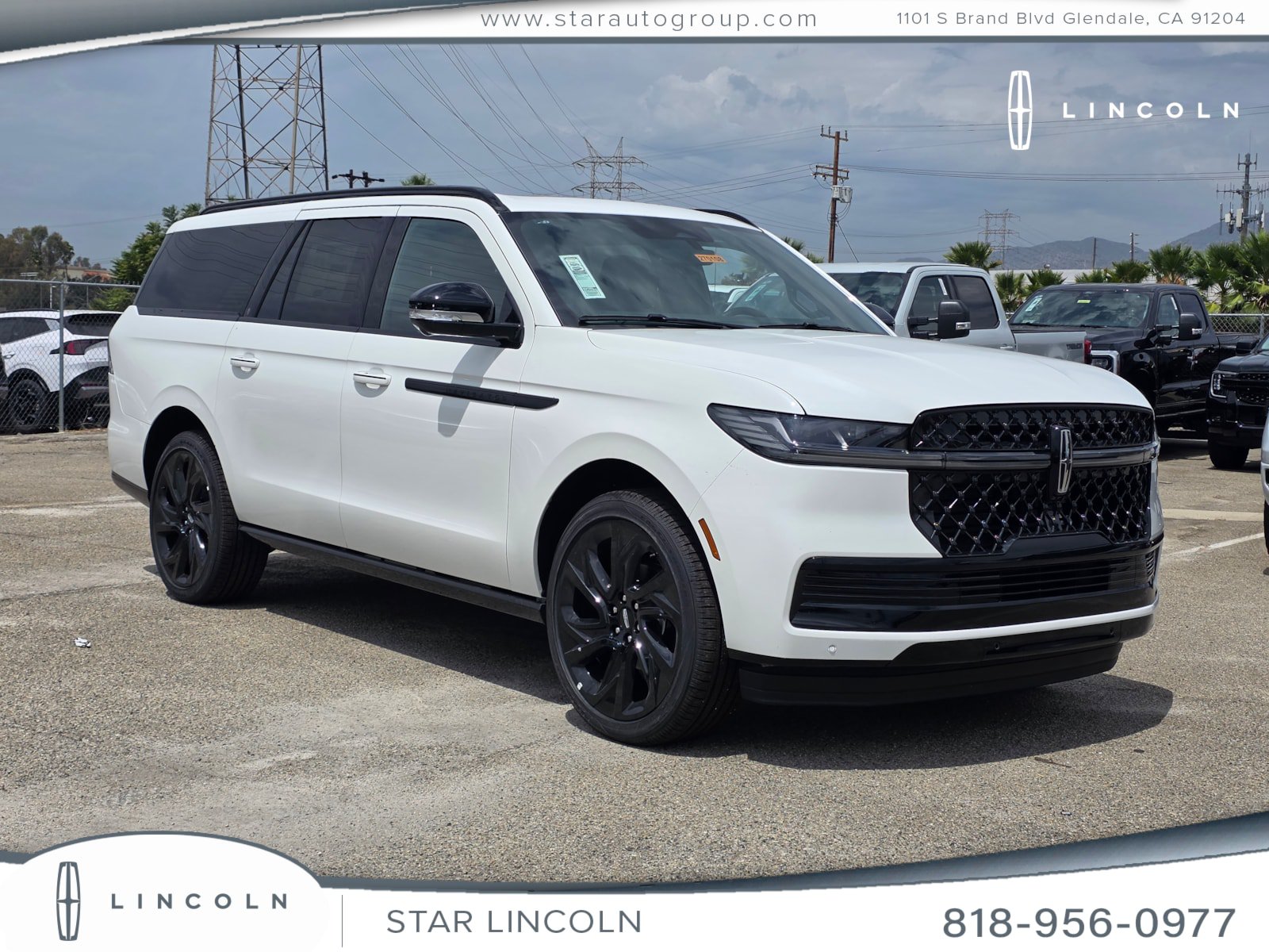 New 2027 Lincoln Navigator L Reserve w/ Jet Appearance Package AWD/4WD image 1