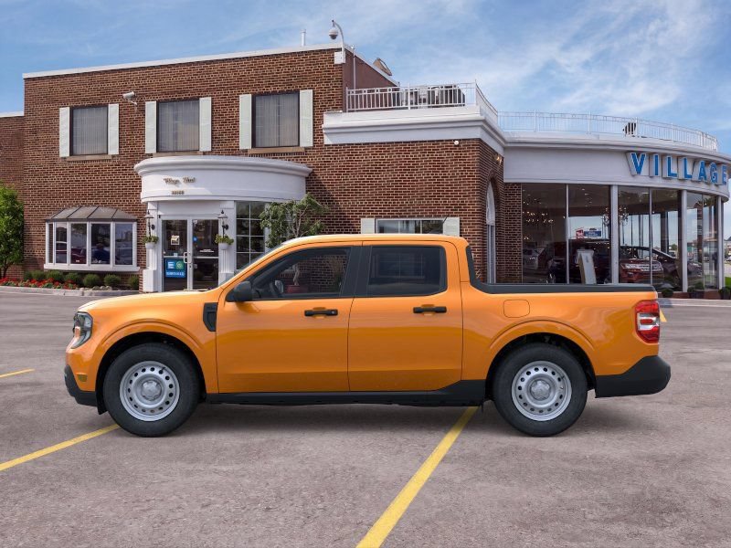 New 2026 Ford Maverick XL w/ Equipment Group 101A AWD/4WD image 3