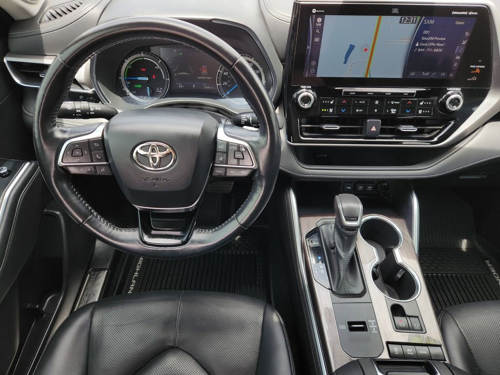 Used 2020 Toyota Highlander Platinum AWD/4WD image 29