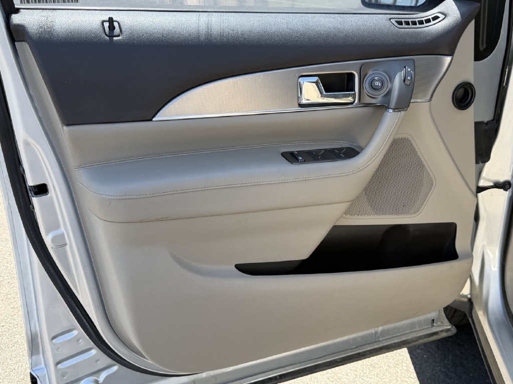 Used 2014 Lincoln MKX FWD image 22