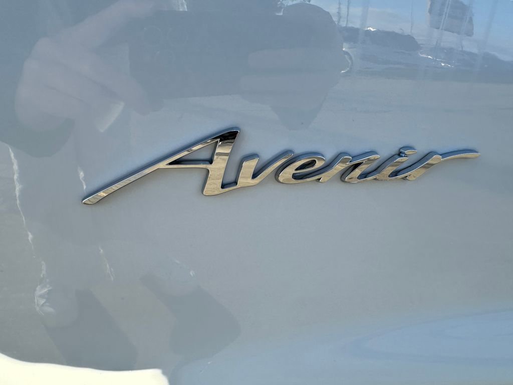 New 2026 Buick Enclave Avenir image 11