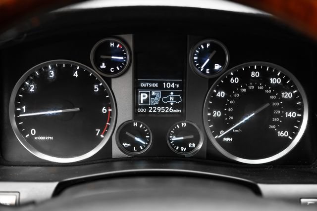 Used 2014 Lexus LX 570 4WD image 23