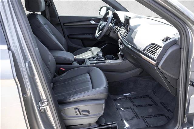 Used 2023 Audi Q5 2.0T Premium AWD/4WD image 24