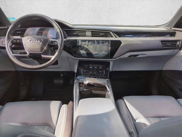 Used 2020 Audi e-tron Prestige image 21