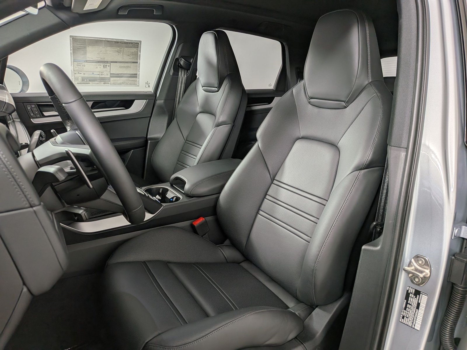 New 2026 Porsche Cayenne AWD/4WD image 5