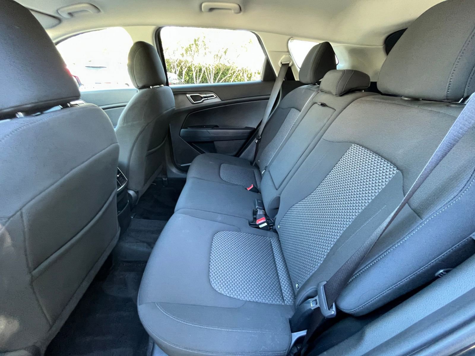 Used 2025 Kia Sportage LX image 24