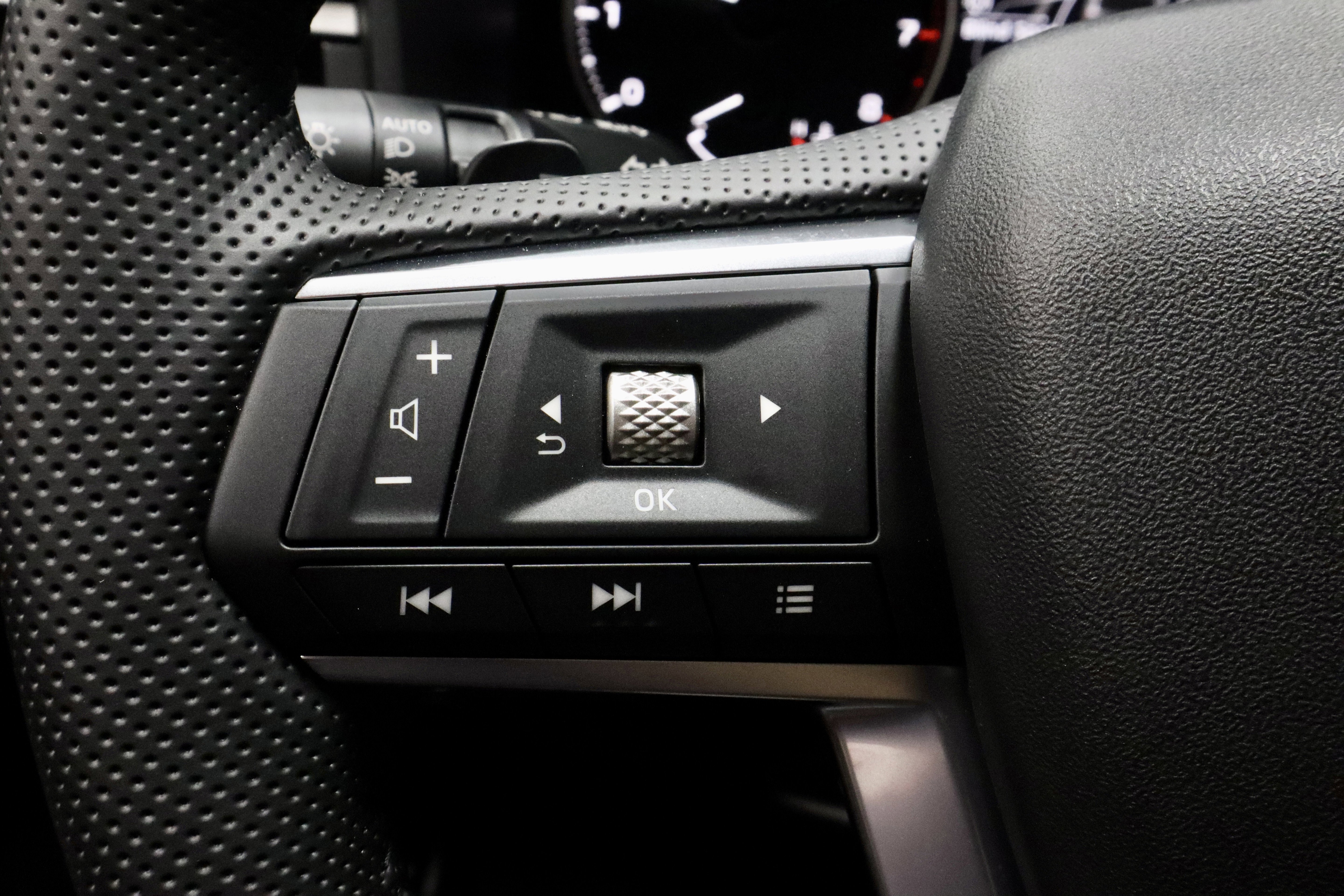 New 2026 Mitsubishi Outlander SE image 20