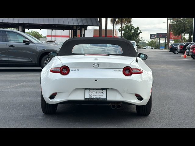 New 2026 MAZDA MX-5 Miata Grand Touring RWD image 5