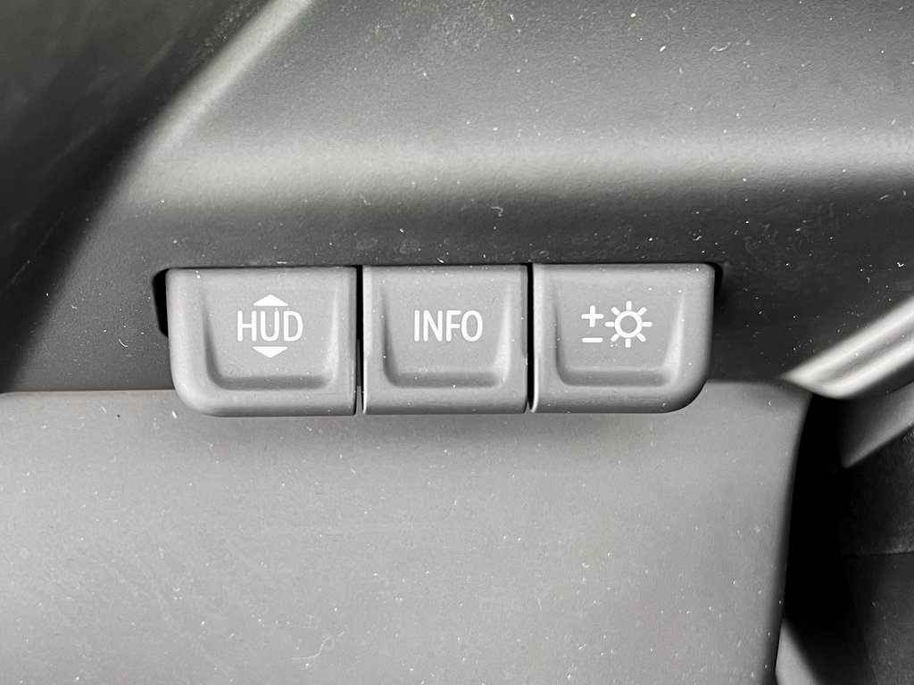 Used 2025 GMC Sierra 1500 AT4 w/ AT4 Premium Package image 9