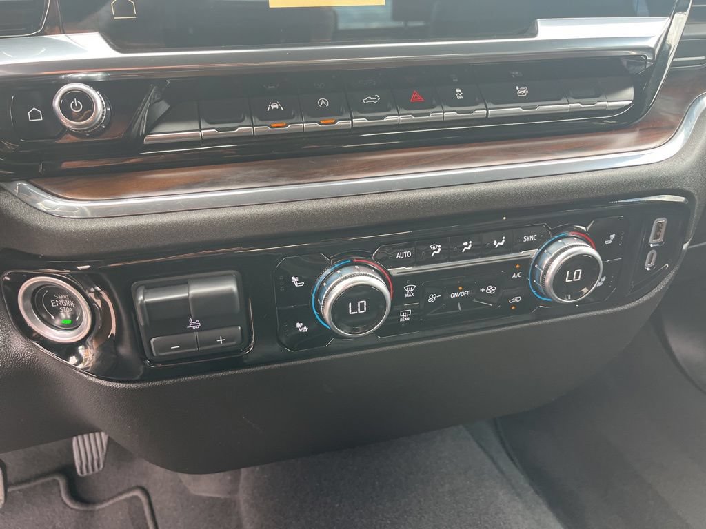 Certified 2025 GMC Sierra 1500 SLT AWD/4WD image 22