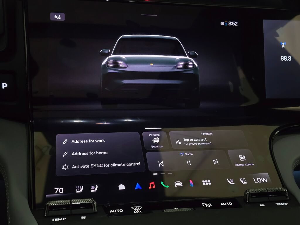 New 2026 Porsche Cayenne Electric AWD/4WD image 16