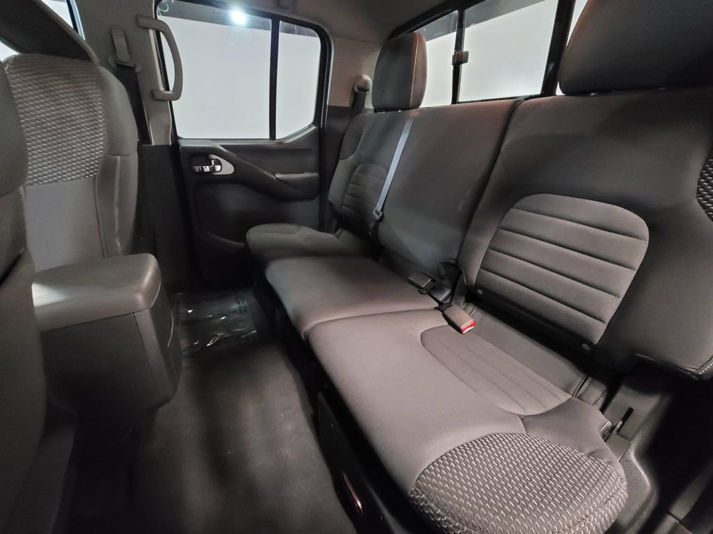 Used 2019 Nissan Frontier PRO-4X image 8
