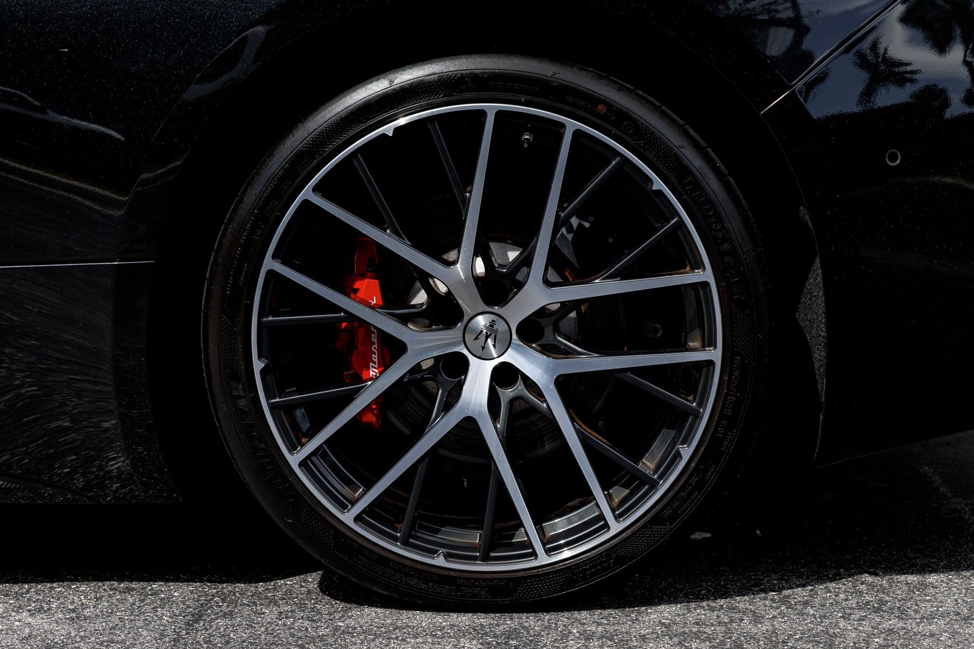 Used 2024 Maserati GranCabrio Trofeo AWD/4WD image 42