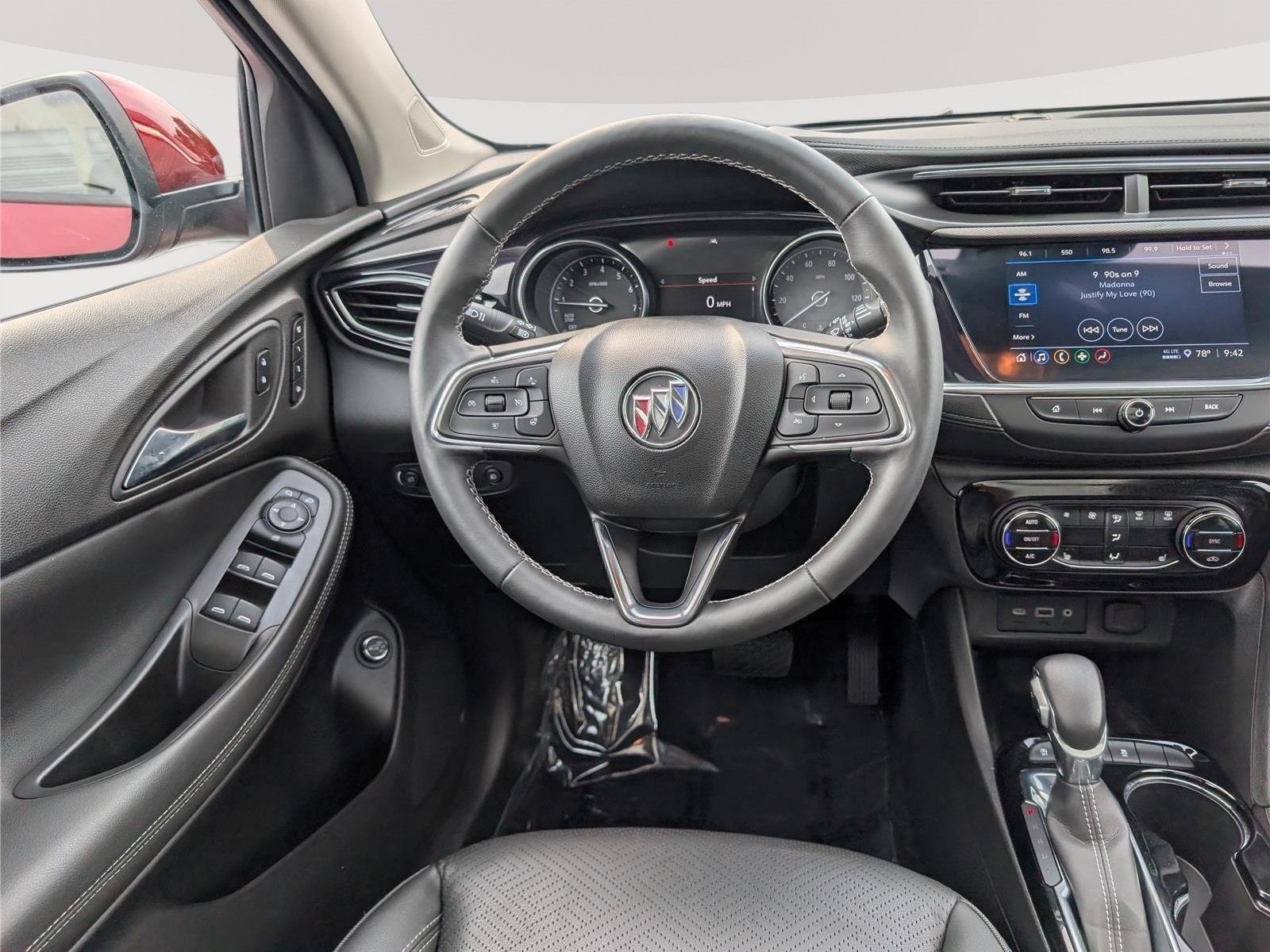 Used 2023 Buick Encore GX Essence w/ Experience Buick Package AWD/4WD image 17