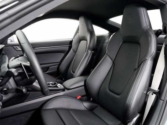 Used 2025 Porsche 911 Carrera image 5