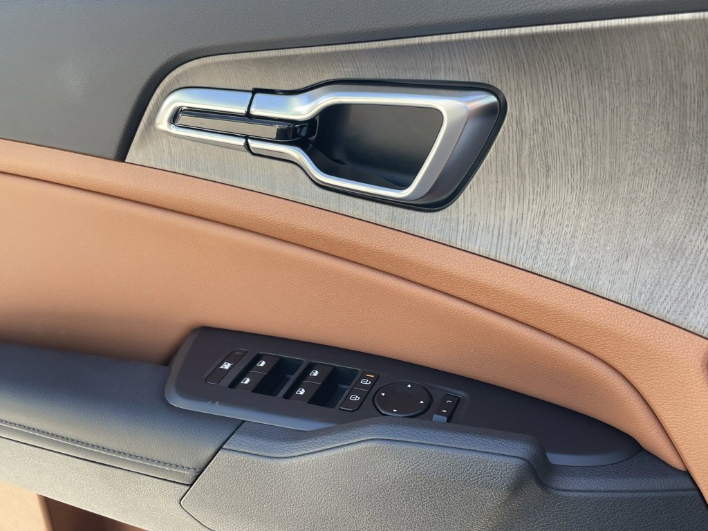 New 2026 Kia Sportage AWD Hybrid image 18