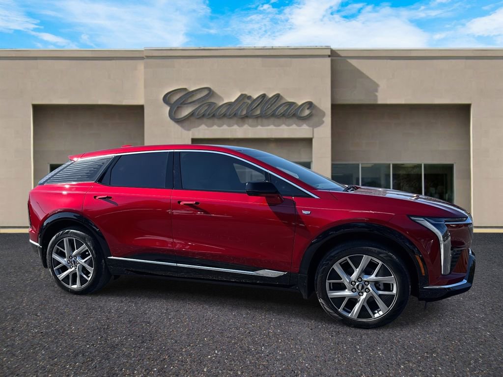 New 2026 Cadillac Optiq Luxury 2