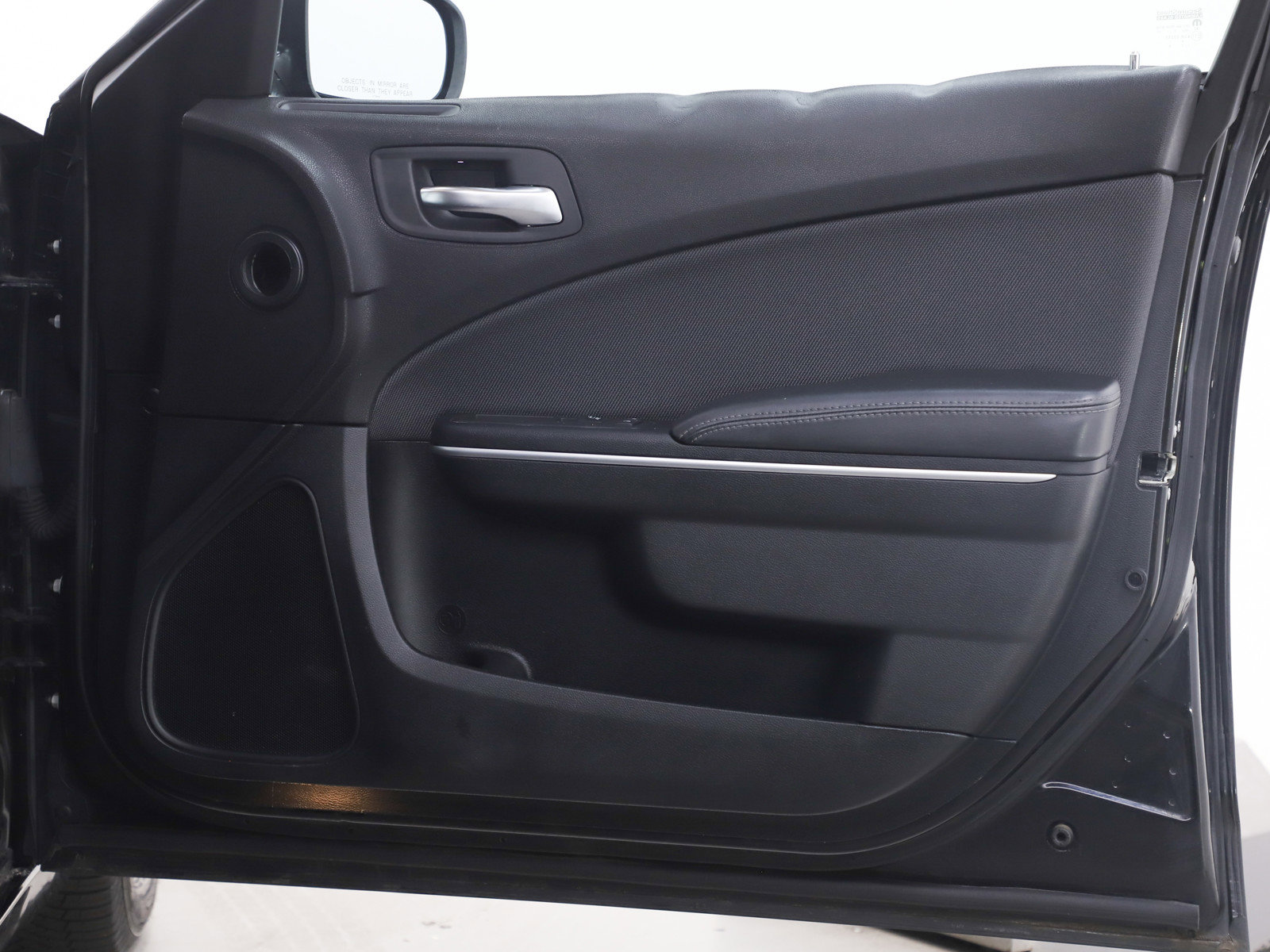 Used 2016 Dodge Charger SE w/ Popular Equipment Group image 9