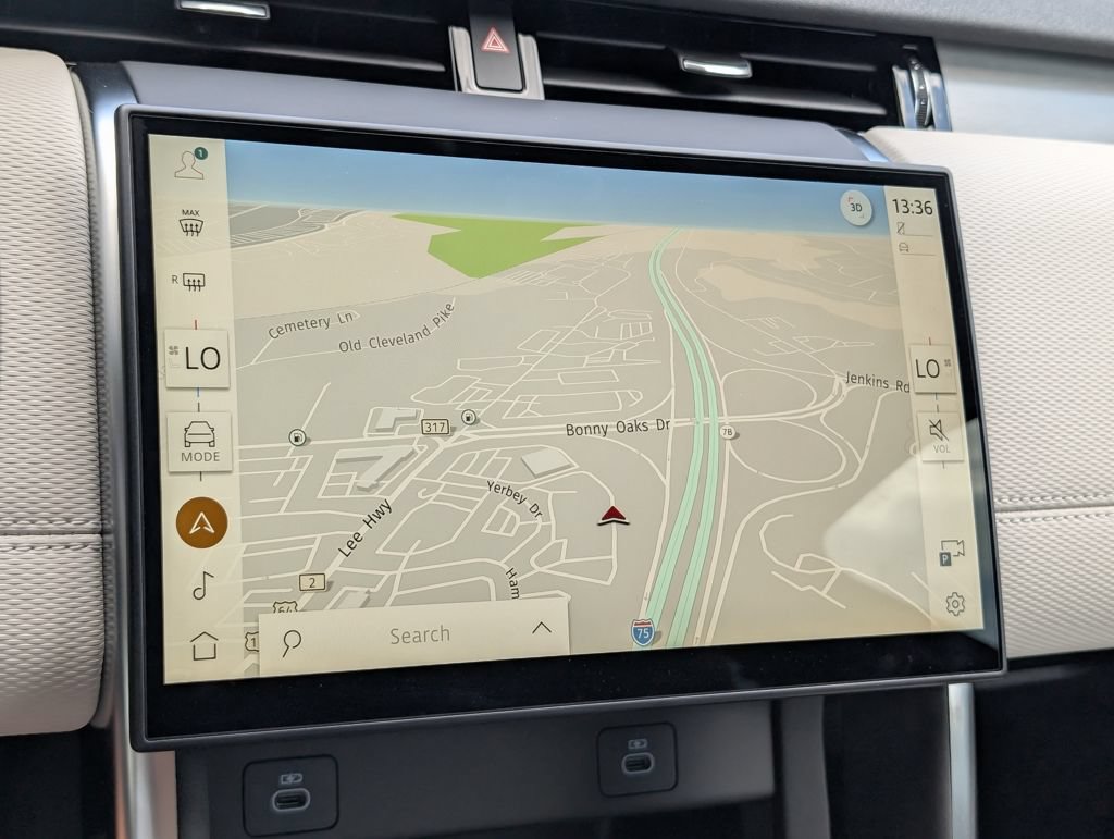 New 2026 Land Rover Discovery Sport Landmark AWD/4WD image 14