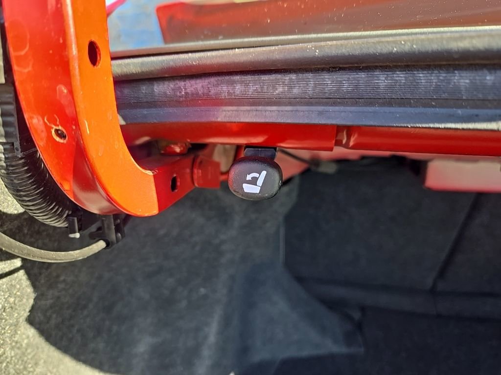 Used 2010 Toyota Corolla LE image 33