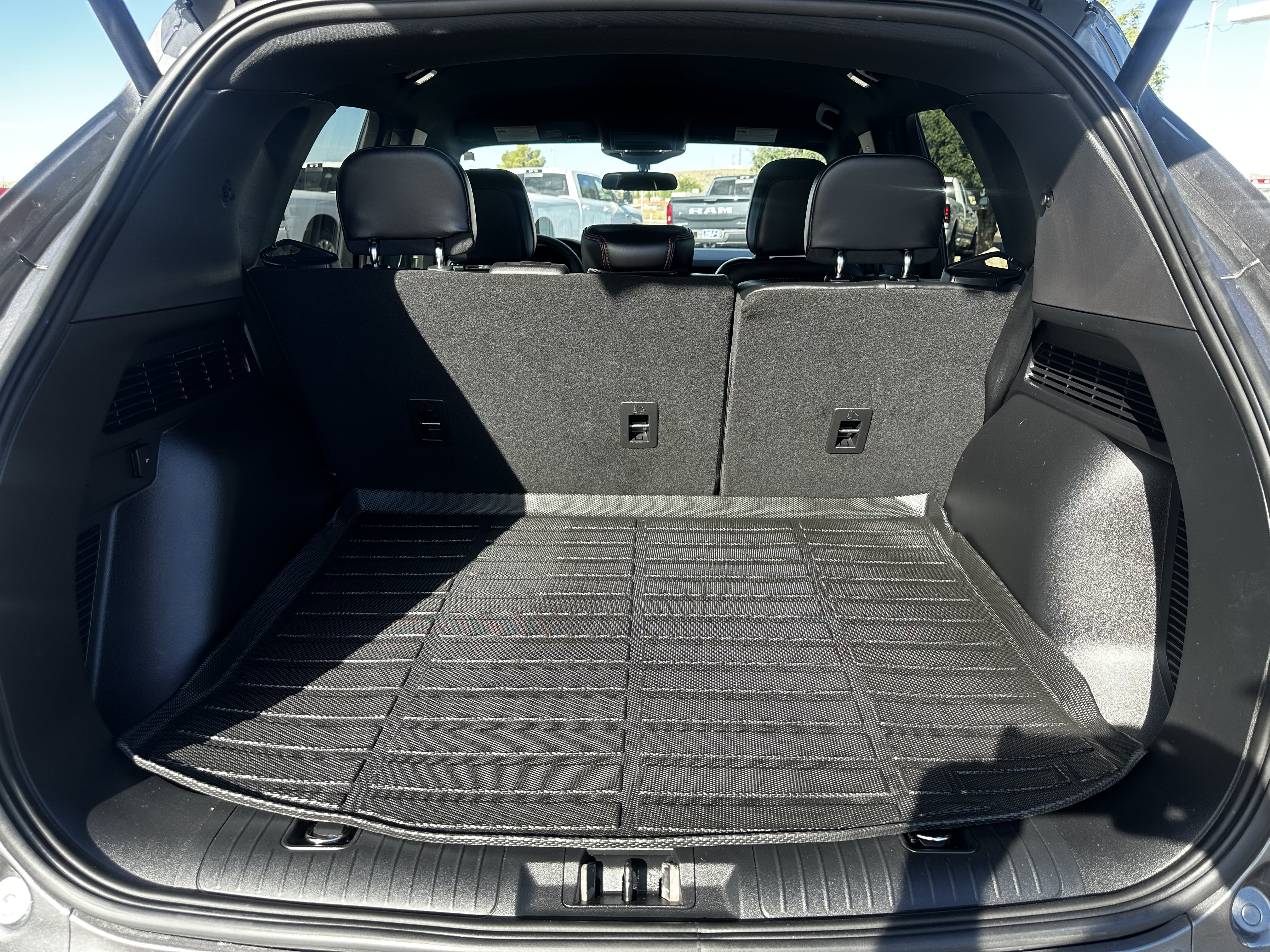 Used 2023 Ford Escape ST-Line w/ Tech Pack #1 FWD image 11