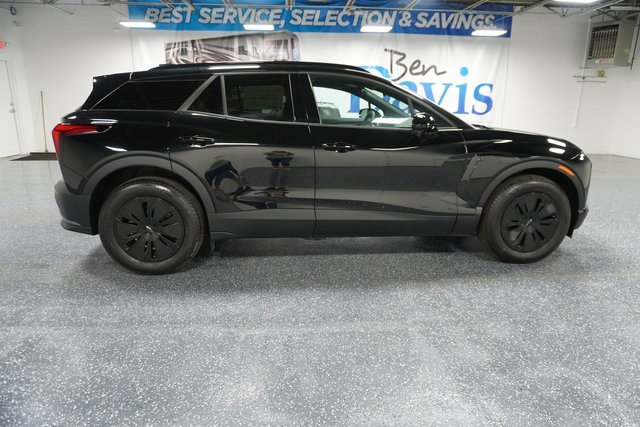 New 2025 Chevrolet Blazer EV LT image 12