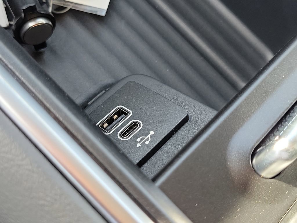 New 2026 Ford Expedition Active image 27