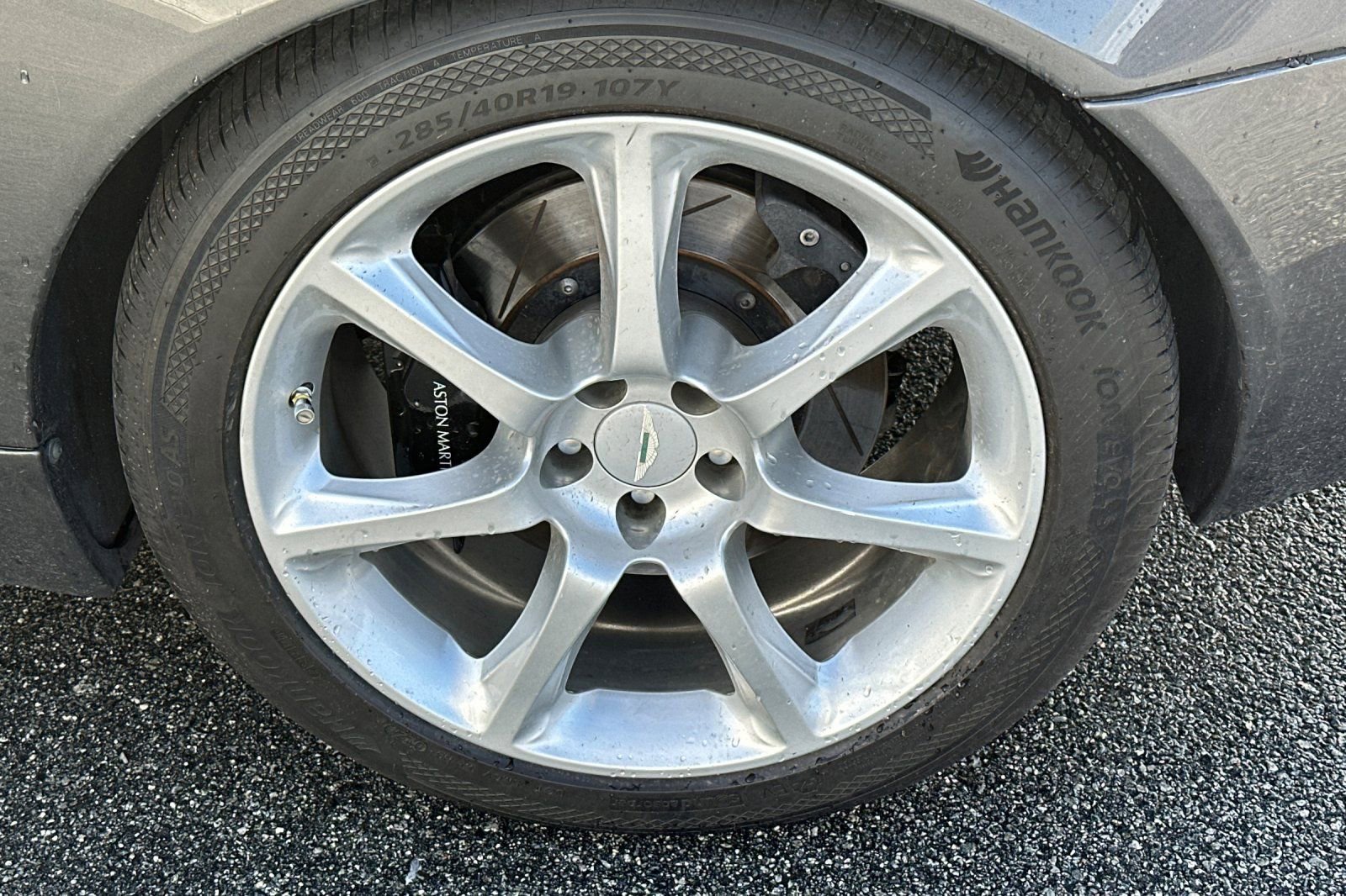 Used 2004 Aston Martin Vanquish image 7