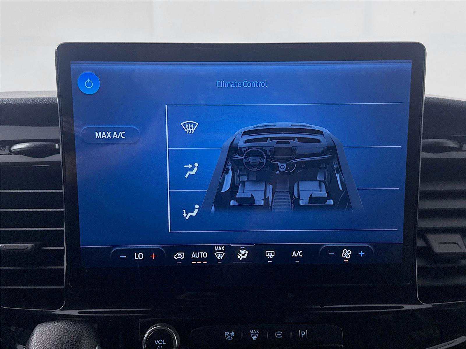 Used 2024 Ford Transit 350 XLT image 14