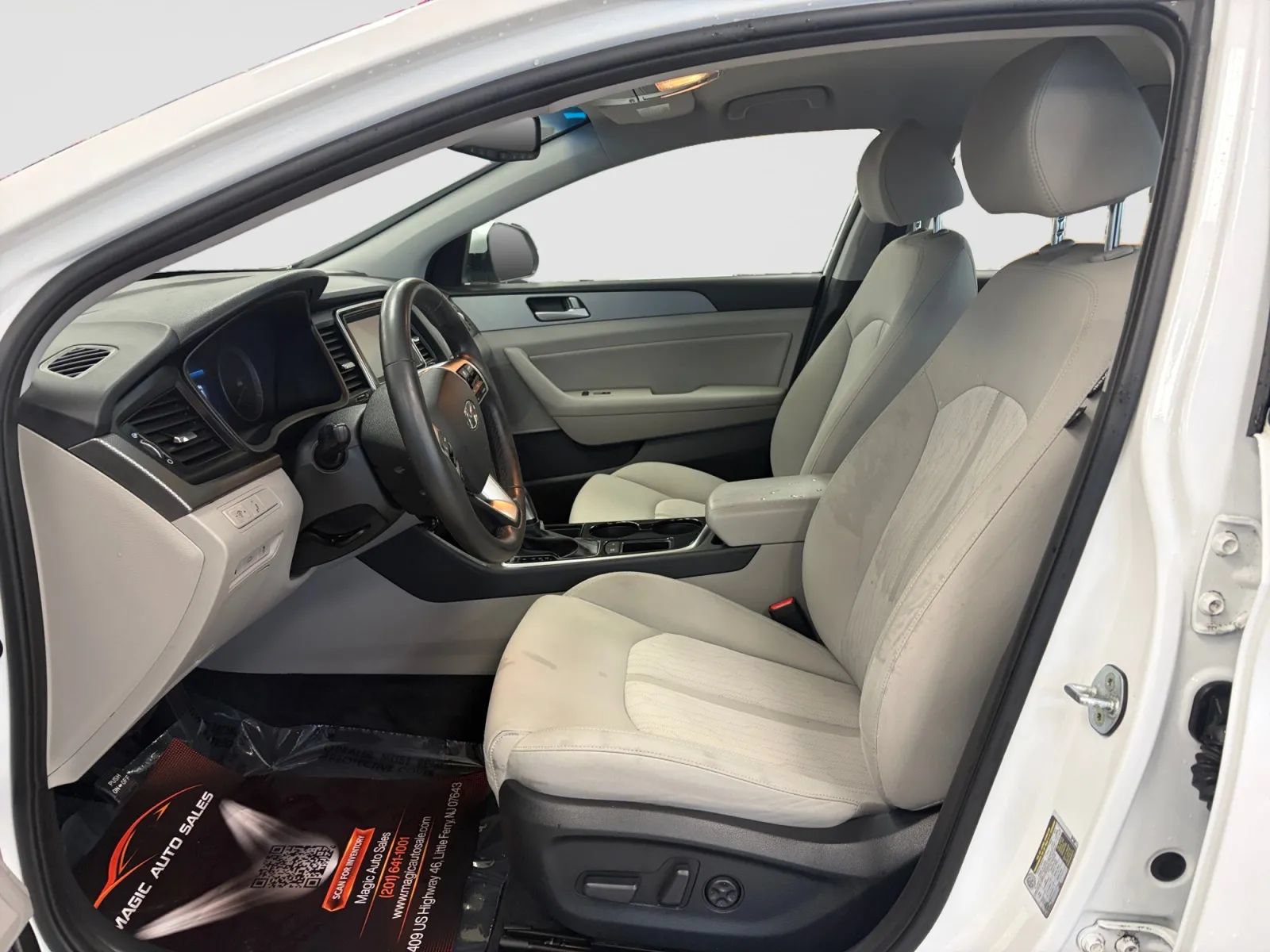 Used 2019 Hyundai Sonata Plug-In Hybrid FWD image 12