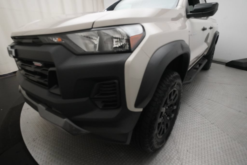 Used 2026 Chevrolet Colorado Trail Boss AWD/4WD image 28