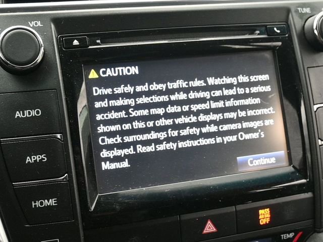 Used 2015 Toyota Camry XSE image 20