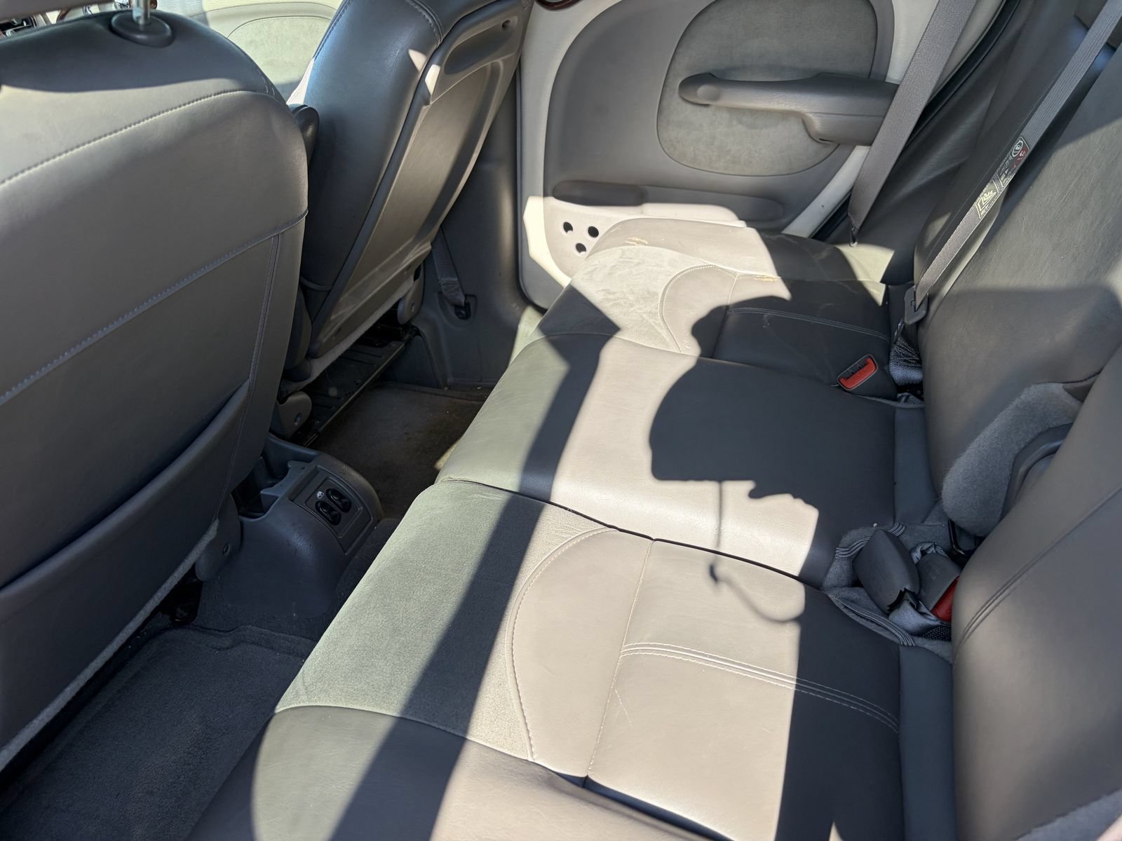 Used 2004 Chrysler PT Cruiser Limited FWD image 11