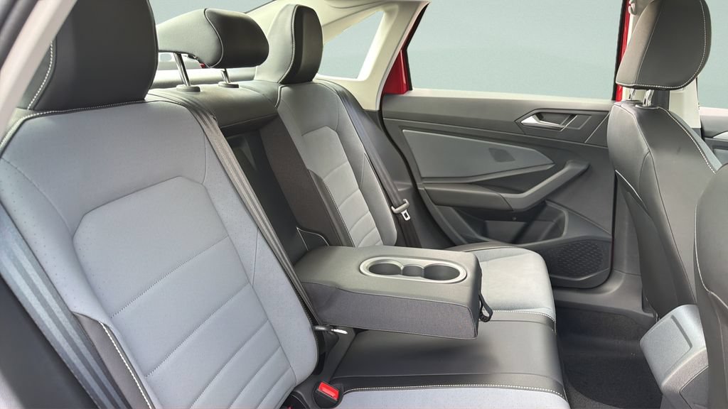 New 2027 Volkswagen Jetta SE FWD image 30