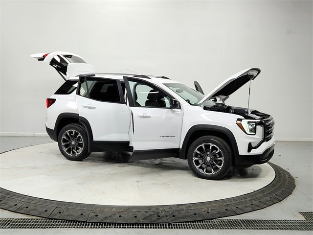New 2026 GMC Terrain Elevation w/ Elevation Premium Package image 9