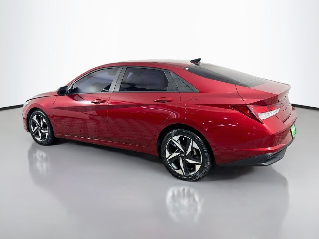 Used 2023 Hyundai Elantra SEL w/ Convenience Package FWD image 7