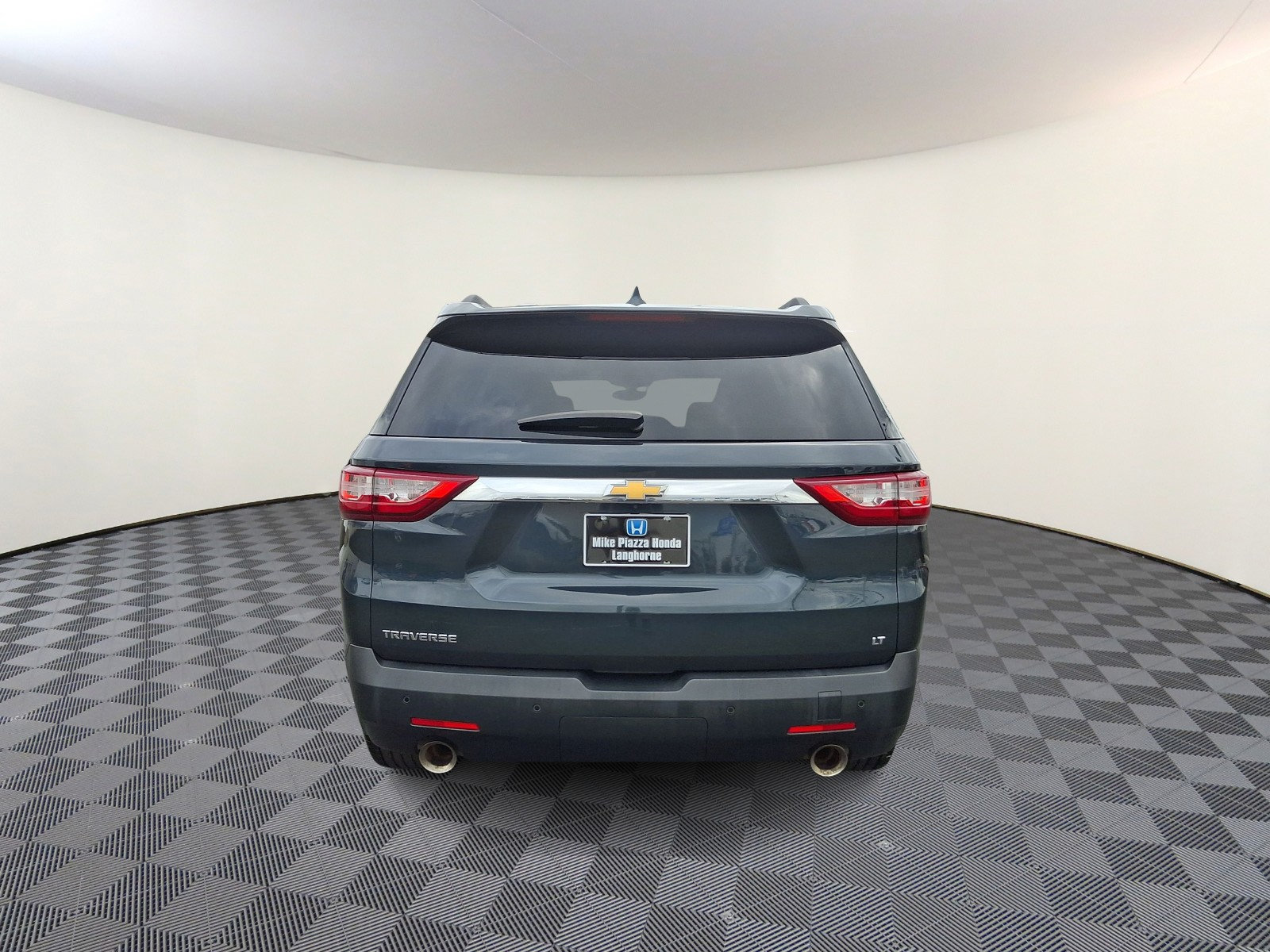 Used 2019 Chevrolet Traverse LT FWD image 6