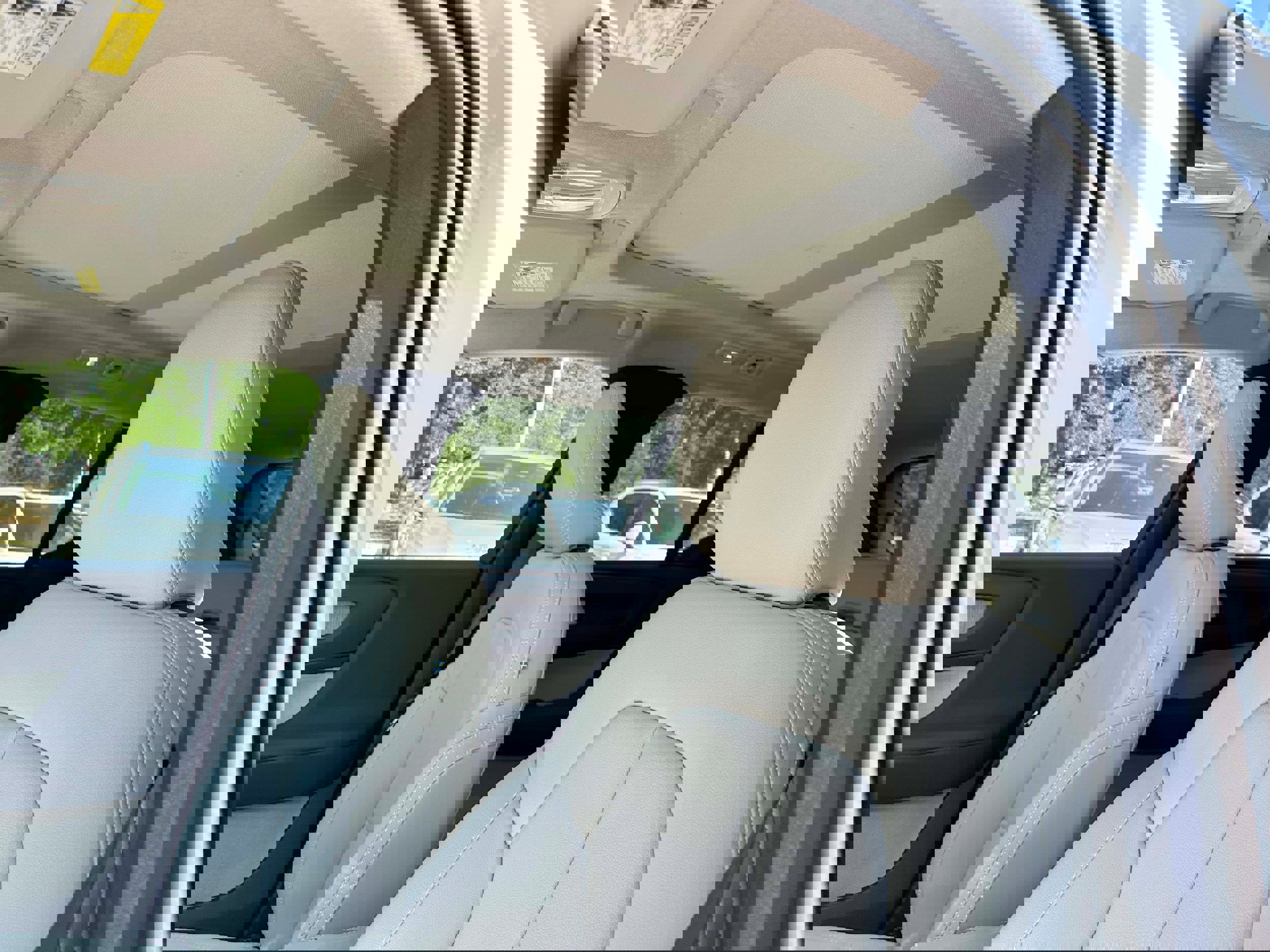 New 2026 Volvo XC40 B5 Plus w/ Protection Package Premier image 10