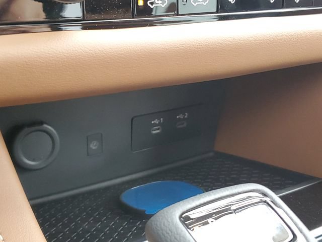 New 2026 Nissan Pathfinder Platinum AWD/4WD image 32